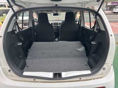 アルト(スズキ)中古車 内外装写真他１