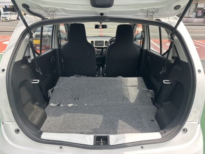 アルト(スズキ)中古車 内外装写真他１