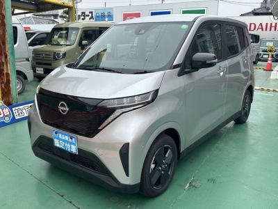 サクラ(ニッサン)届出済未使用車 前方