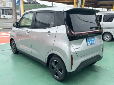 サクラ(ニッサン)届出済未使用車 後方