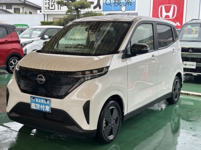 サクラ(ニッサン)届出済未使用車 前方