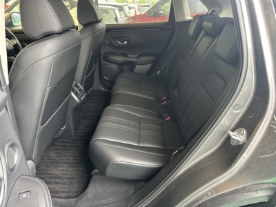 ZR-V(ホンダ)中古車 後席内装
