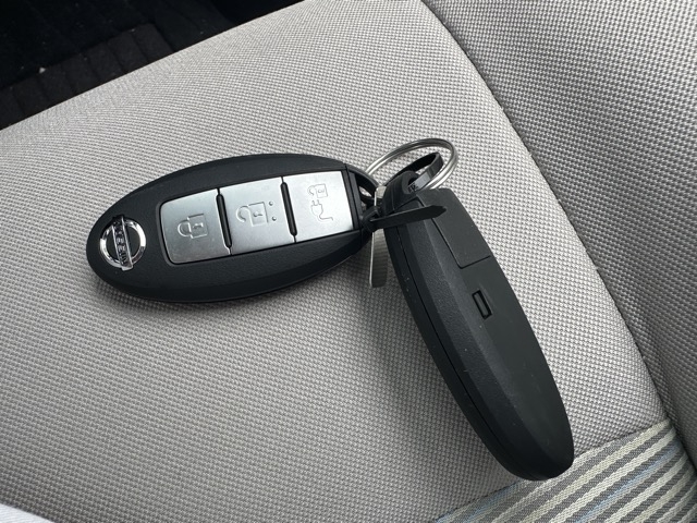 リーフ(ニッサン)中古車 18