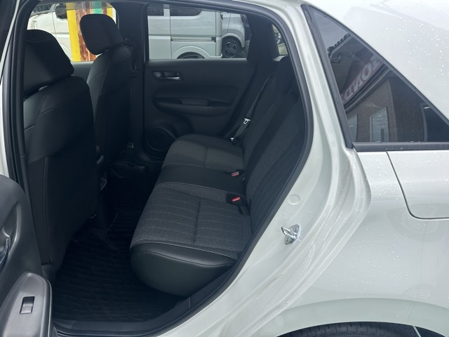 フィット(ホンダ)中古車 4