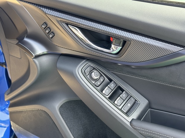 WRX(スバル)登録済未使用車 11