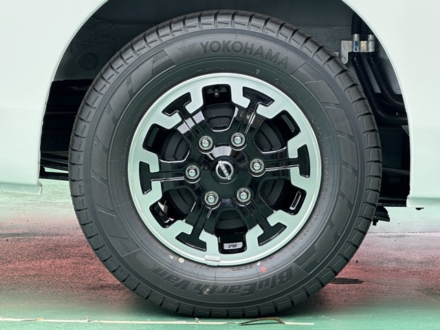 キャラバン(ニッサン)登録済未使用車 12