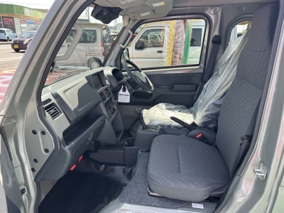 キャリートラック(スズキ)届出済未使用車 前席内装