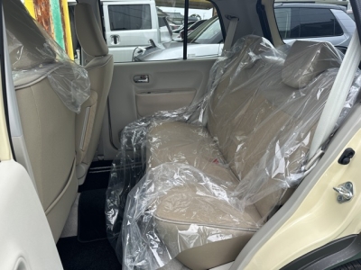 ラパン(スズキ)中古車 前席内装
