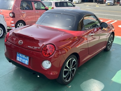 コペン(ダイハツ)中古車 後席から見た前席