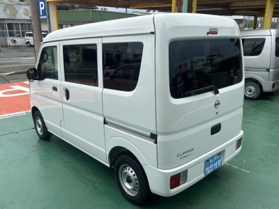 NV１００クリッパー(ニッサン)レンタＵＰ 後方