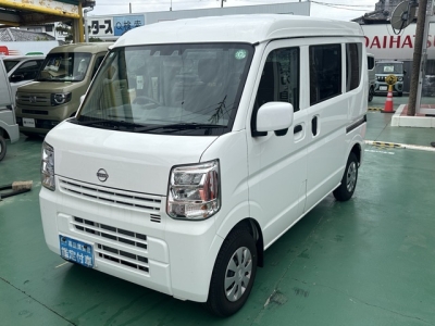 エブリイバンのOEM(スズキ)中古車 前方