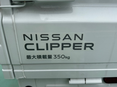 NT100クリッパー(ニッサン)中古車 内外装写真他