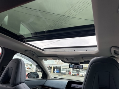 アリア(ニッサン)中古車 内外装写真他１