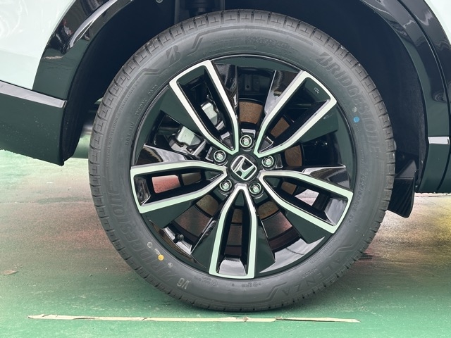 ヴェゼル(ホンダ)登録済未使用車 13