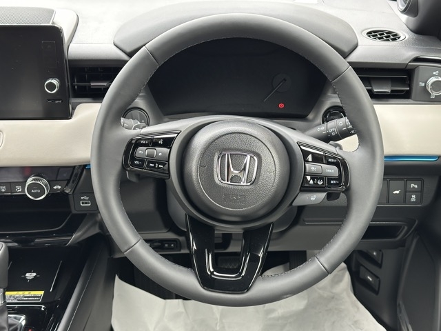ヴェゼル(ホンダ)登録済未使用車 6