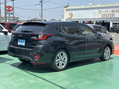 インプレッサ(スバル)中古車 内外装写真他２