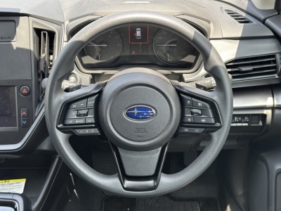 インプレッサ(スバル)中古車 内外装写真