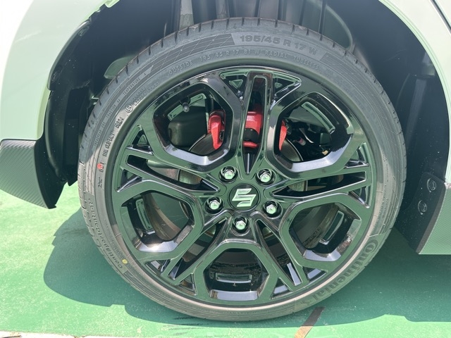 スイフト(スズキ)登録済未使用車 10