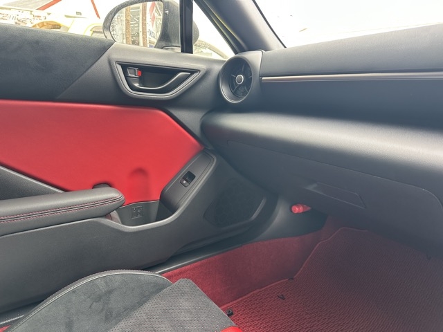 GR86(トヨタ)中古車 15