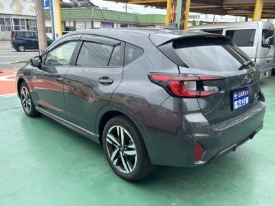 インプレッサ(スバル)中古車 後方