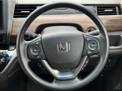 フリード＋(ホンダ)中古車 内外装写真他