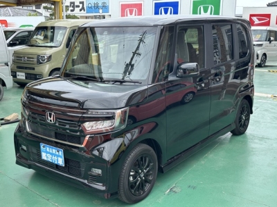 N-BOXカスタム(ホンダ)届出済未使用車 前方