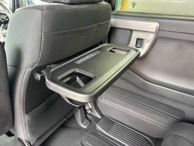 N-BOXカスタム(ホンダ)届出済未使用車 内外装写真