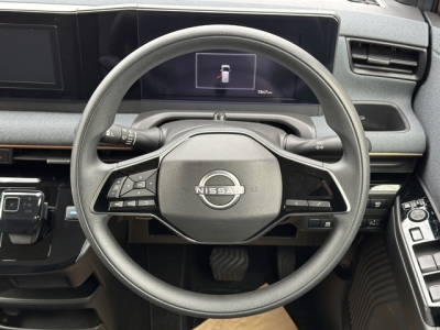 サクラ(ニッサン)中古車 内外装写真