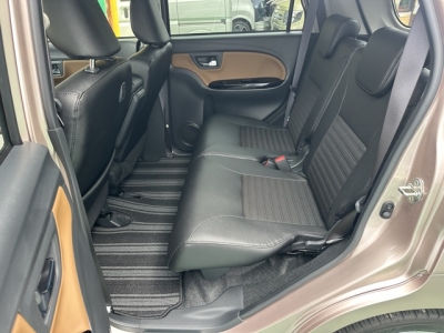 ピクシスジョイ(トヨタ)中古車 後席内装