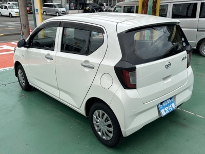 ミライース(ダイハツ)中古車 後方