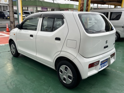 アルト(スズキ)中古車 後方
