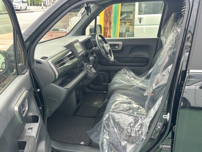 N-WGN(ホンダ)中古車 前席内装
