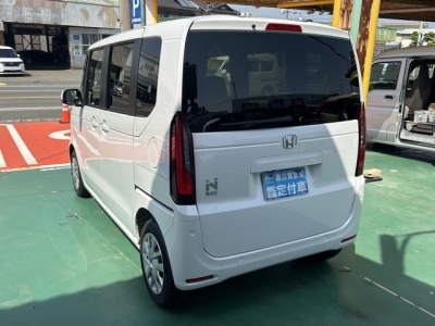 新型N-BOX(ホンダ)届出済未使用車 後方