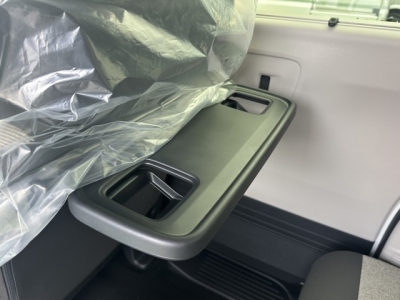 新型N-BOX(ホンダ)届出済未使用車 内外装写真他