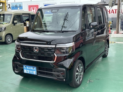 新型N-BOX(ホンダ)届出済未使用車 前方