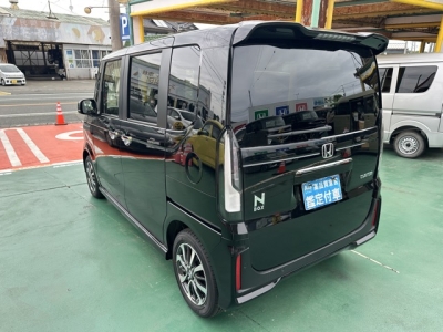 新型N-BOX(ホンダ)届出済未使用車 後方