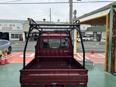 ハイゼットトラック(ダイハツ)届出済未使用車 後席から見た前席