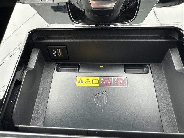 bZ4X(トヨタ)中古車 26