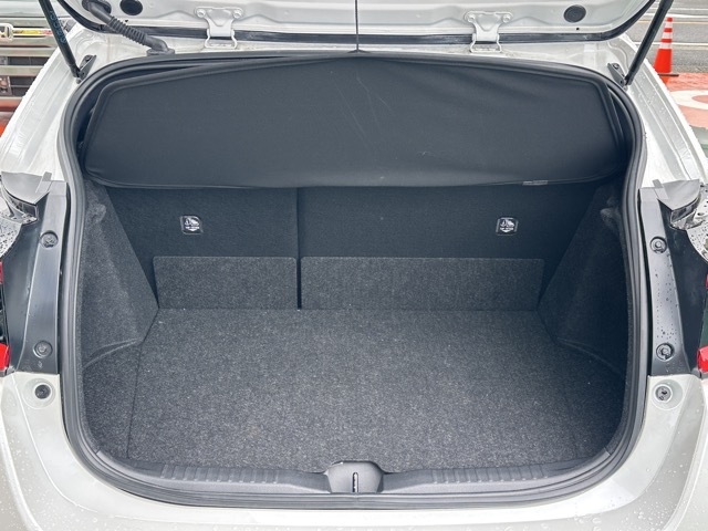 GRヤリス(トヨタ)中古車 8