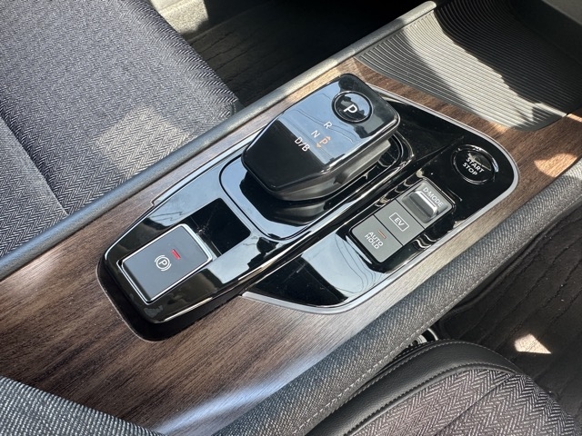 オーラ(ニッサン)中古車 21
