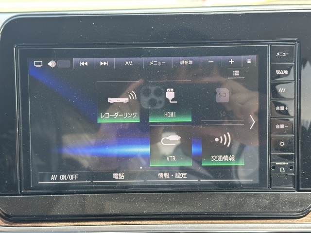 オーラ(ニッサン)中古車 21