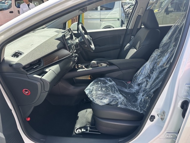 オーラ(ニッサン)中古車 3