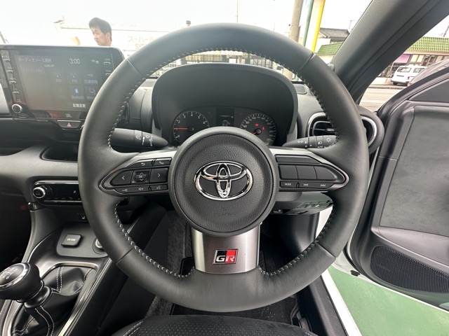 GRヤリス(トヨタ)中古車 13