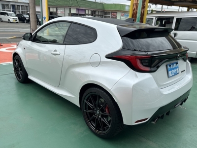 GRヤリス(トヨタ)中古車 後方