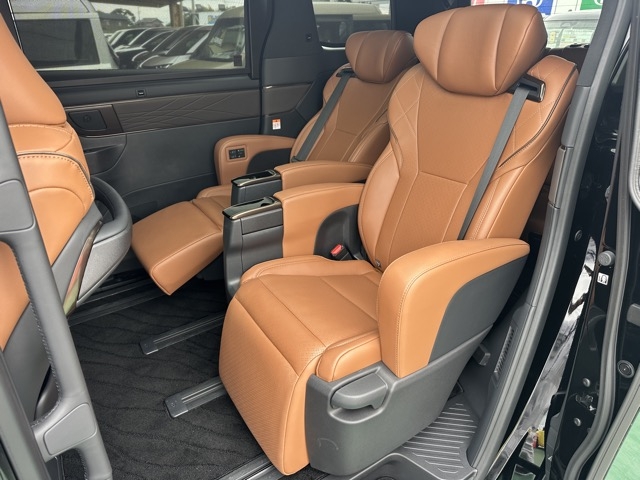 ヴェルファイア(トヨタ)中古車 4