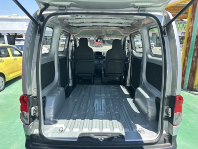 NV200バネットバン(ニッサン)レンタＵＰ 内外装写真他１
