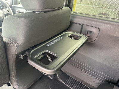新型N-BOX(ホンダ)届出済未使用車 内外装写真他１