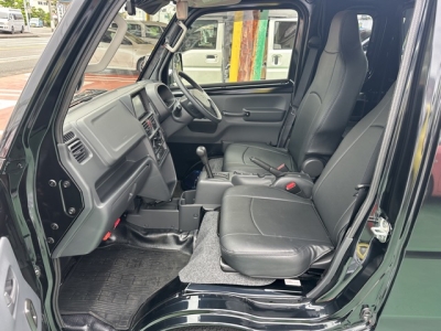 キャリートラック(スズキ)中古車 前席内装