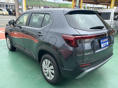 WR-V(ホンダ)登録済未使用車 後方