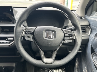 WR-V(ホンダ)登録済未使用車 内外装写真